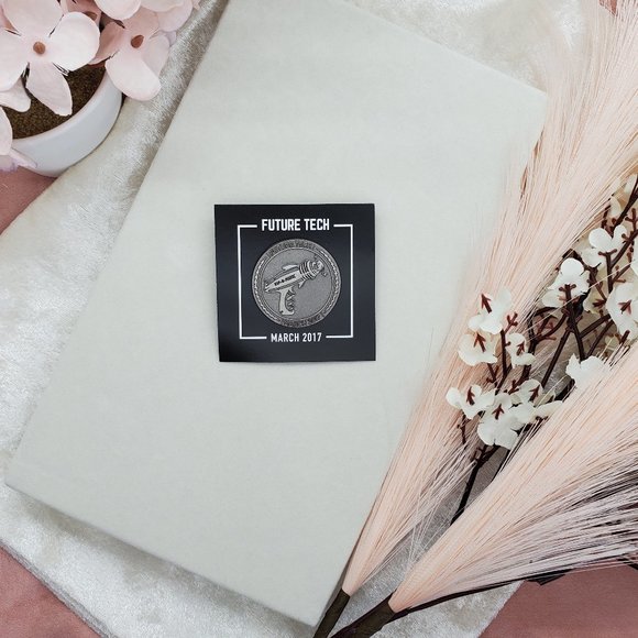 Loot Gaming by Loot Crate - Future Tech (March 2017) Box Collectible Pin - Picture 2 of 5